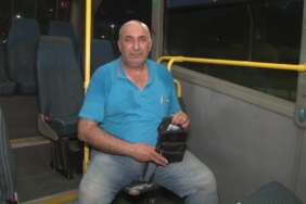 Kartal’da annesinin ameliyat parasını minibüste unutan öğretmenin parası geri verildi