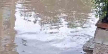 Kartal’da yağış sonrası yollar göle döndü