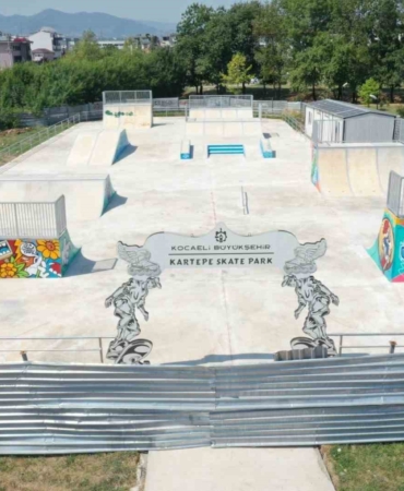 Kartepe’ye skate park yapıldı