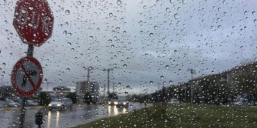 Kavurucu sıcaklarda serinleten yağmur