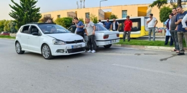 Kaza yapan sürücü: "Hatasız, boyasız aracım hasar gördü"