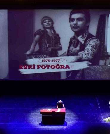 Kenan Işık için AKM’de tören düzenlendi: Kardeşi ve gelininden duygusal veda