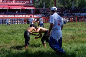 Kırkpınar’da bugün 40 başpehlivan kol bağlayacak