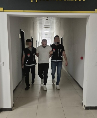 Kocaeli ve Kırşehir’de fuhuş operasyonu