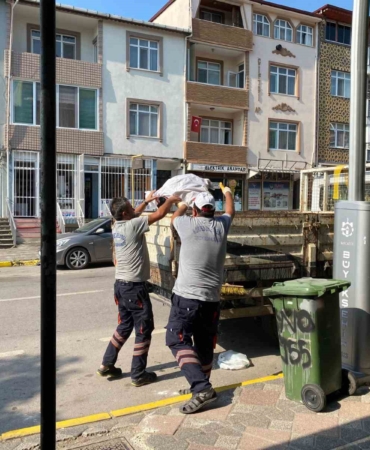 Körfez’de hummalı temizlik