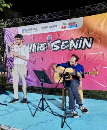 Körfez’de sahne gençlerin