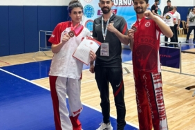 Körfezli Kick Boksçular 8 bin sporcu arasından kürsüye çıktı