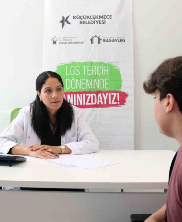 Küçükçekmece Belediyesi’nden LGS maratonunda öğrencilere tam destek