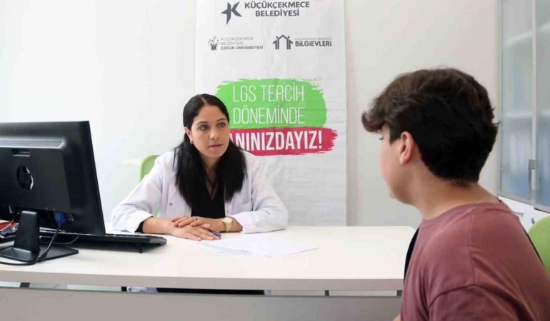 Küçükçekmece Belediyesi’nden LGS maratonunda öğrencilere tam destek