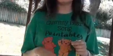 Küçükçekmece’de bir kadın, kredi kartı şifresini vermeyen eşini darp etti: O anlar kamerada