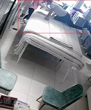 Küçükçekmece’de boşanmak isteyen kadın eşi tarafından böyle darp edildi