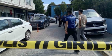 Küçükçekmece’de iki grup arasında silahlı çatışma: 10 yaralı