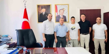 LGS İl Birincisi Ahmet Eymen Koç, Kaymakam Öztürk’ü ziyaret etti