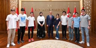 LGS şampiyonlarını ağırlayan Vali Yavuz: "Sizin gibi çalışkan vatan evlatlarına çok daha fazla ihtiyaç duyacağız"