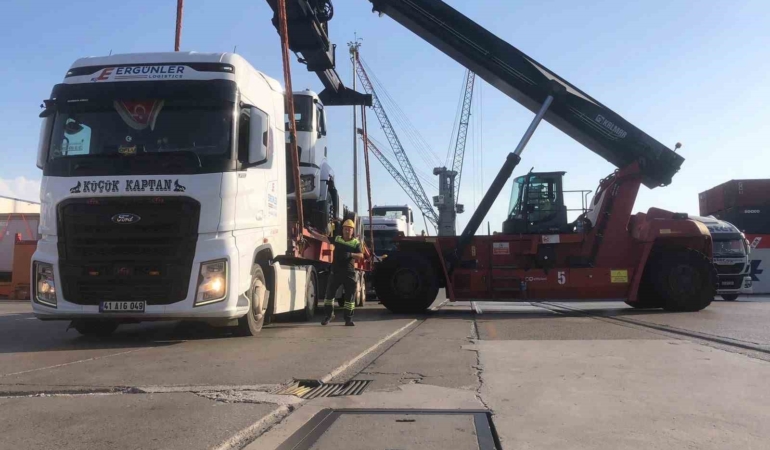 Lojistik firmaları: “Suriye’deki tırlarımız için endişeli değiliz”