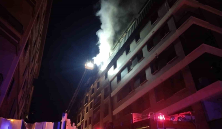 Maltepe’de korkutan yangın