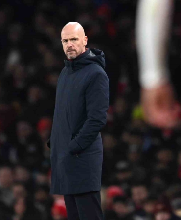Manchester United, teknik direktör Erik ten Hag’ın sözleşmesini uzattı