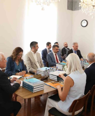 Marmara Belediyeler Birliği’nde gündem sokak hayvanları ve deprem