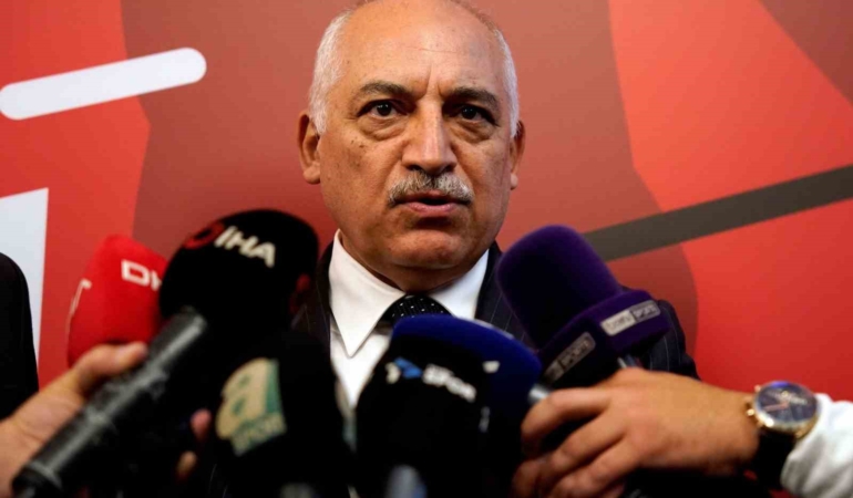 Mehmet Büyükekşi’den veda mesajı