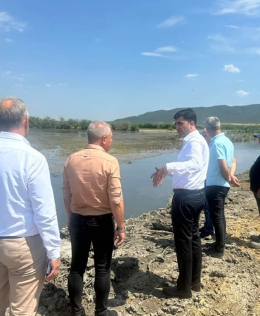 Meriç Nehri’ne deniz suyu karışmaması için set çekildi