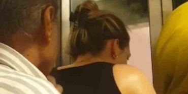 Metro asansöründe mahsur kaldılar