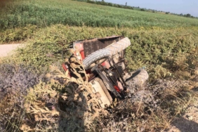 Mevsimlik işçileri taşıyan traktör devrildi : 1 ölü 4 yaralı