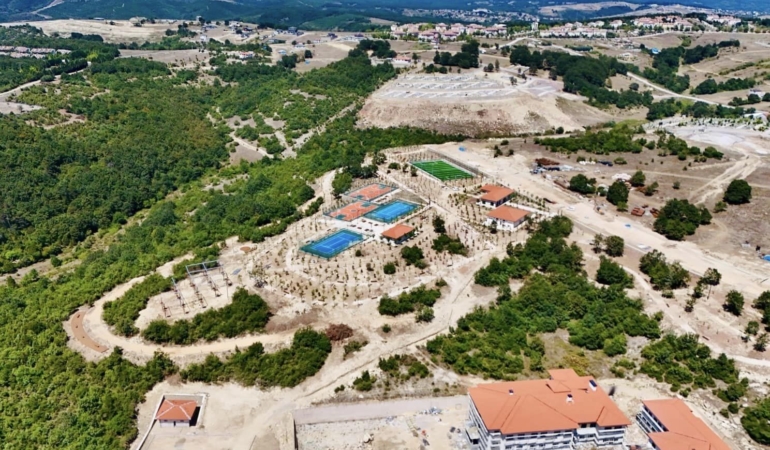 Millet Bahçesi’nde Macera Parkı tamamlandı