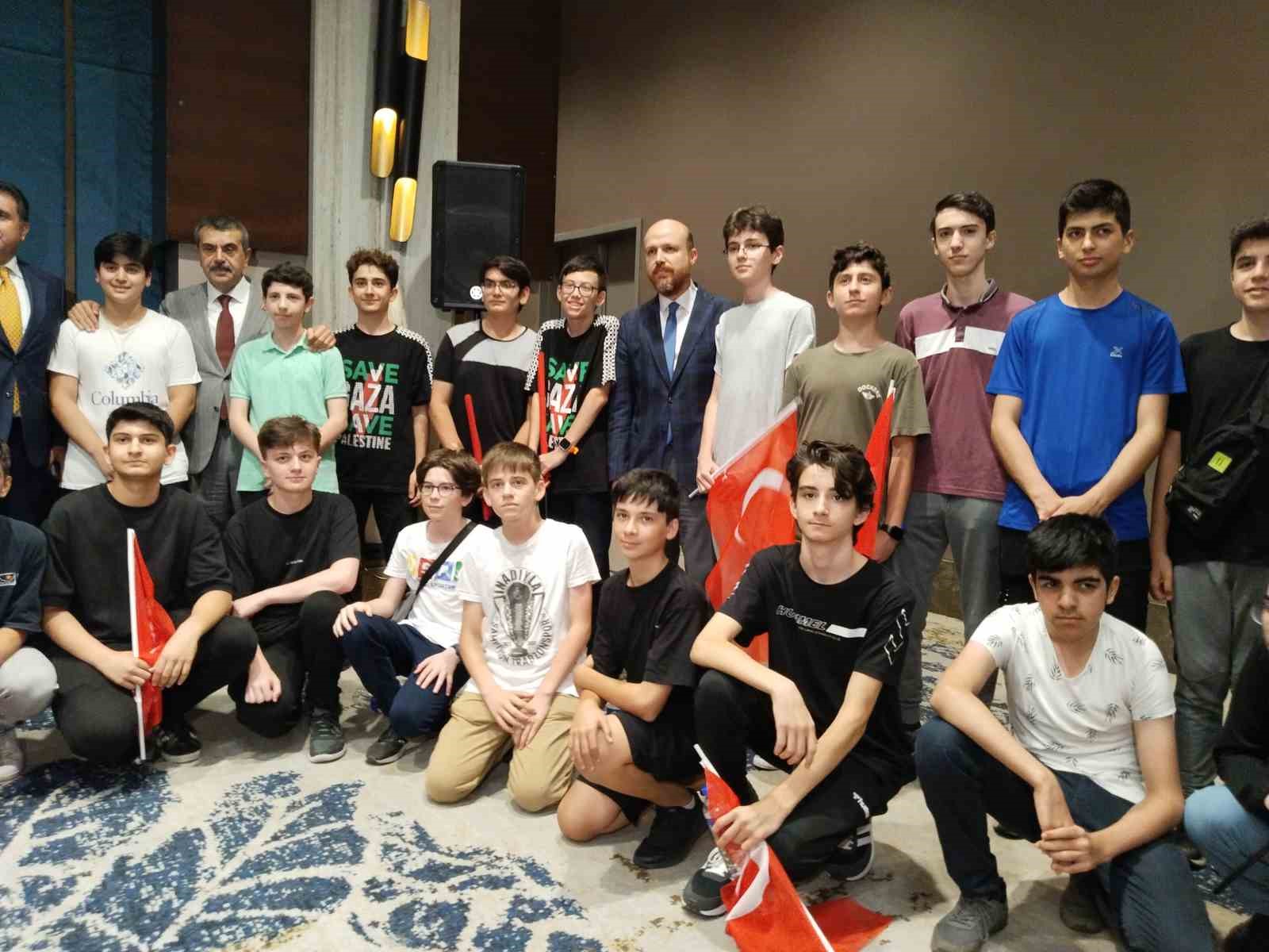 Milli Eğitim Bakanı Tekin: "Türkiye Yüzyılı Maarif modeli 2024-2025 eğitim öğretiminde itibaren yürürlüğe girecek"