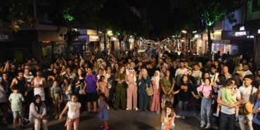 Milli Kuvvetler Caddesi trafiğe kapandı, sanata kapı açtı