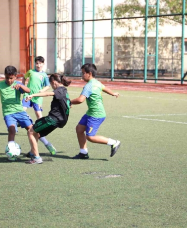 Minikler Pişmaniye Cup Futbol Turnuvasında kıyasıya mücadele etti