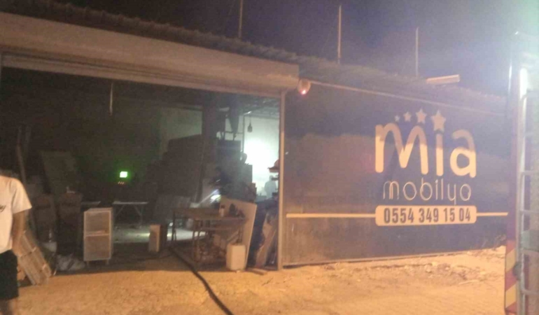 Mobilya üretim dükkanında yangın