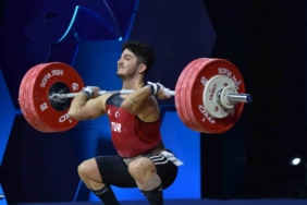 Muhammed Furkan Özbek: "Ülkemizden halter adına tek temsilci olmanın gururunu yaşıyorum"