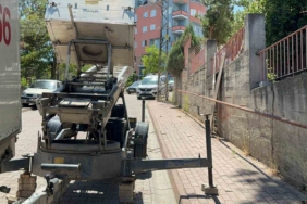 Nakliye firmasının asansörü elektrik tellerine değince 2 kişi yaralandı