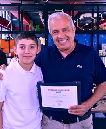 Nilüfer’de gençler teknolojiyi üreterek öğreniyor