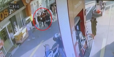 ‘Niye çöp atıyorsun?’ dedi, 15 kişiden dayak yedi