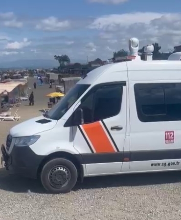 O sahilde yasağı dinlemeyenleri Sahil Güvenlik böyle uyardı