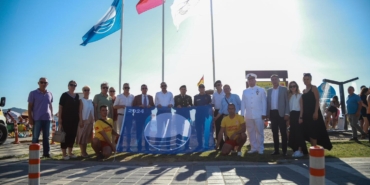 Öğretmenler Mahallesi Plajı’na mavi bayrak