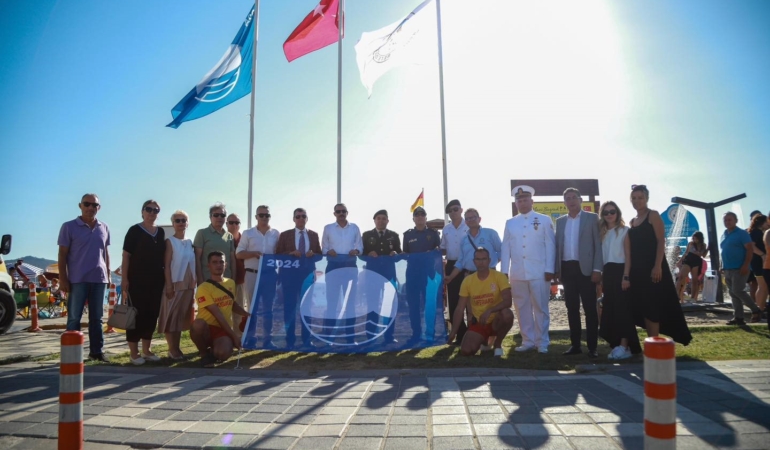 Öğretmenler Mahallesi Plajı’na mavi bayrak