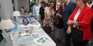 Olgun gençlerin el emeği eserleri yıl sonu sergisinde