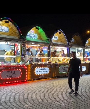 Ortaköy’de bağırarak müşteri çekmeye çalışan 40 hanutçuya ceza