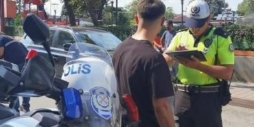 Osmaneli’nde trafik denetiminde 60 bin 938 TL para cezası uygulandı