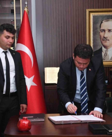 Osmangazi’de memurları sevindiren imza