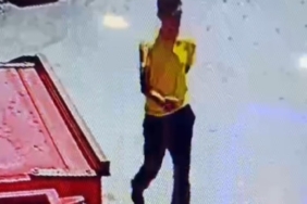 Oto faresini giydiği sarı tişört ele verdi