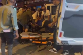 Otomobille çarpışan motosikletli kurye yaralandı