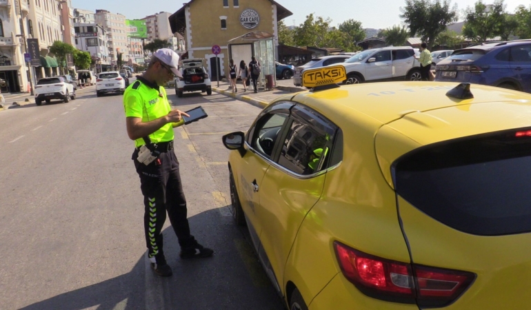(Özel) Bandırma’da trafik denetimleri hız kazandı