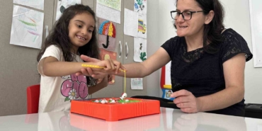 Özel bireyler özel eğitimle hayata tutunuyor