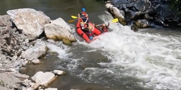 (Özel) Dağcıların nefes kesen rafting heyecanı
