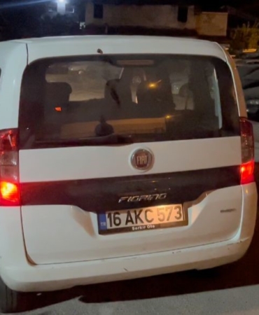 (Özel) Ehliyetsiz sürücü tersten geldi, trafik polisini böyle ezdi