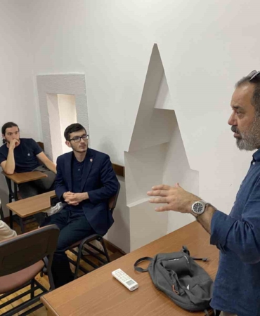 Paris Yunus Emre Enstitüsü “Yaşadığın Şehri Tanıyor Musun” projesinde öğrenciler İstanbul’u keşfediyor