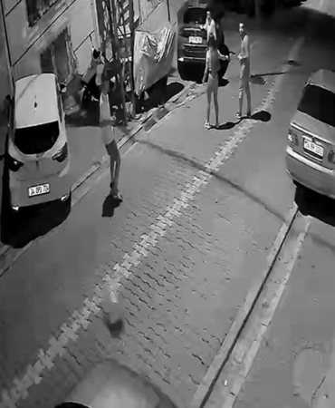 Park yeri tartışmasına damacanayla müdahale etti